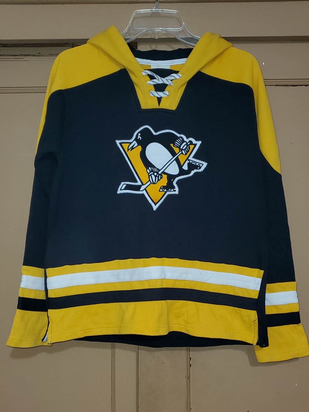 NHL Black & Yellow Crewneck Hockey Pullover with Penguin Logo